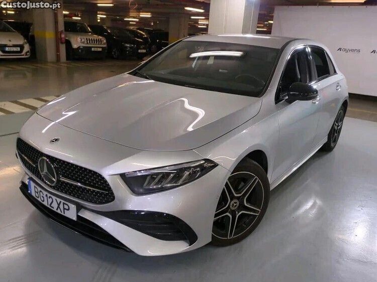 Cinza Usado 2024 Mercedes A250 Sedan | € 36.400 (Super Preço) - Imagem 1/1