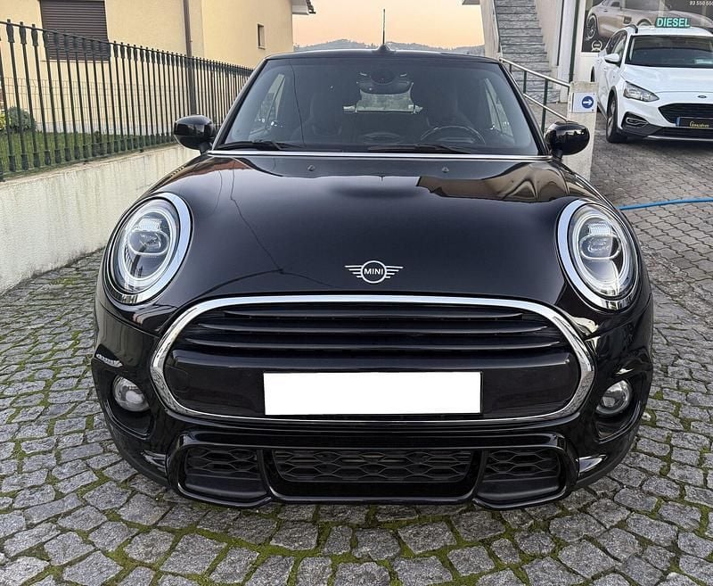 Usado Mini John Cooper Works Cabriolet Premium 136 HP (100 kW) 2021 Preto Cabrios