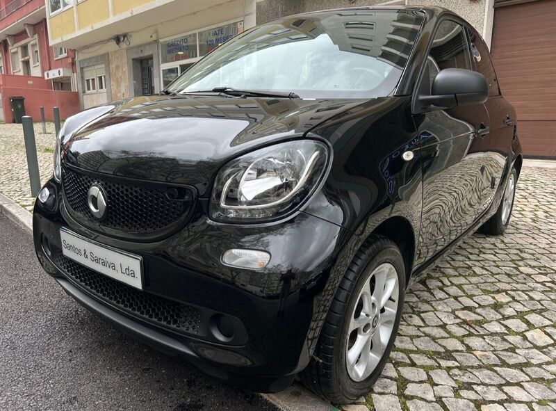 Preto Usado 2019 Smart ForFour Passion | € 11.550 (Preço justo) - Imagem 1/4