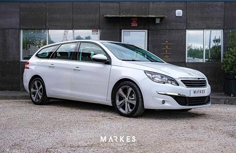 Branco Usado 2014 Peugeot 308 SW Carrinha | € 7.750 (Bom preço) - Imagem 1/4
