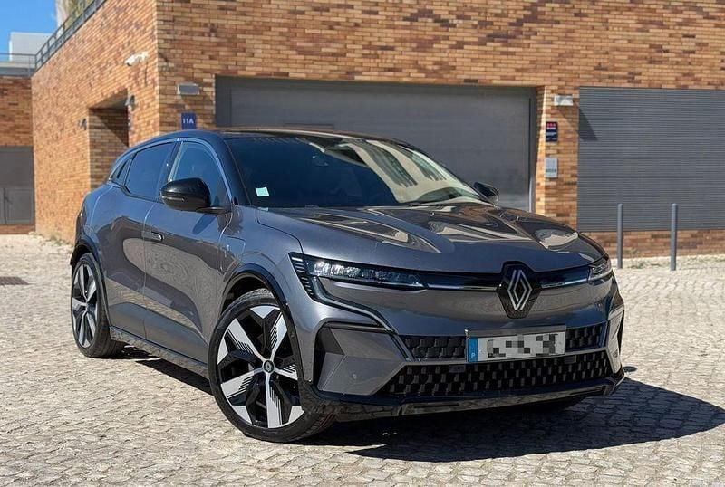 Usado 2023 Renault Mégane Sedan | € 22.900 (Preço justo) - Imagem 1/4