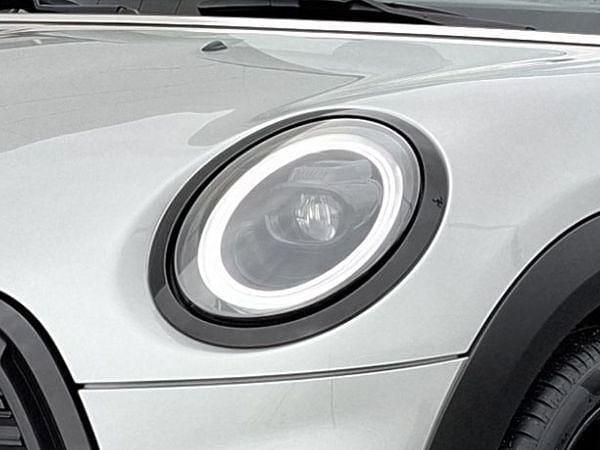 Usado Mini Cooper Cabriolet 136 HP (100 kW) 2024 Cinza Cabrios