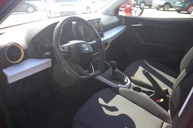 Usado Seat Arona 110 HP (80 kW) 2022 Vermelho SUV