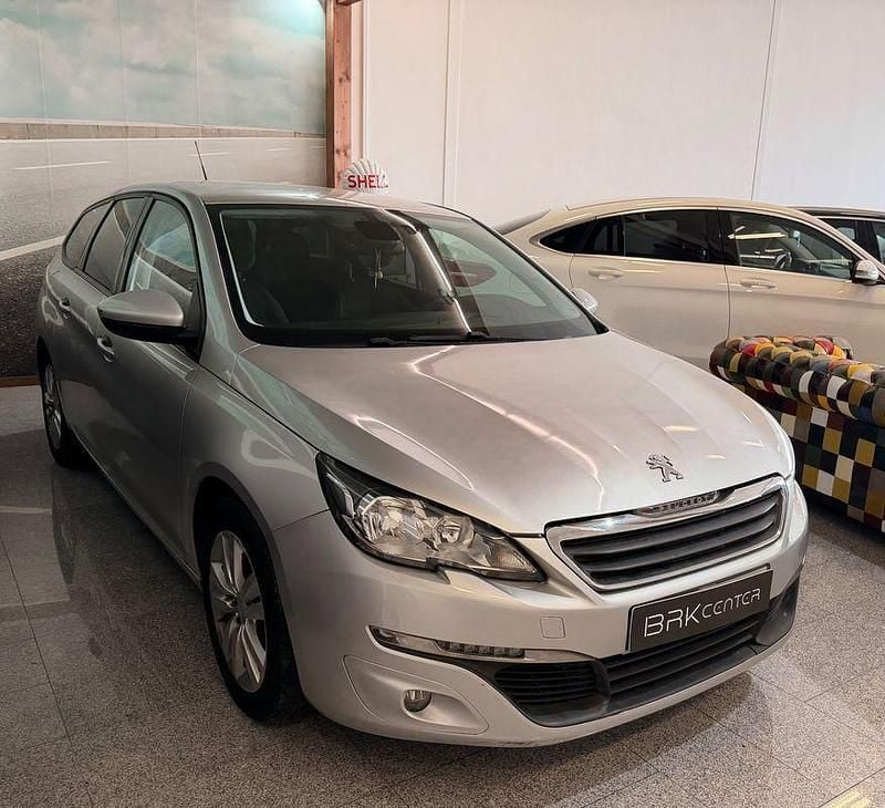 Usado Peugeot 308 SW 99 HP (72 kW) 2017 Cinzento Carrinha