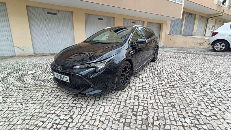Preto Usado 2021 Toyota Corolla Comfort Carrinha | € 19.685 (Preço justo) - Imagem 1/4