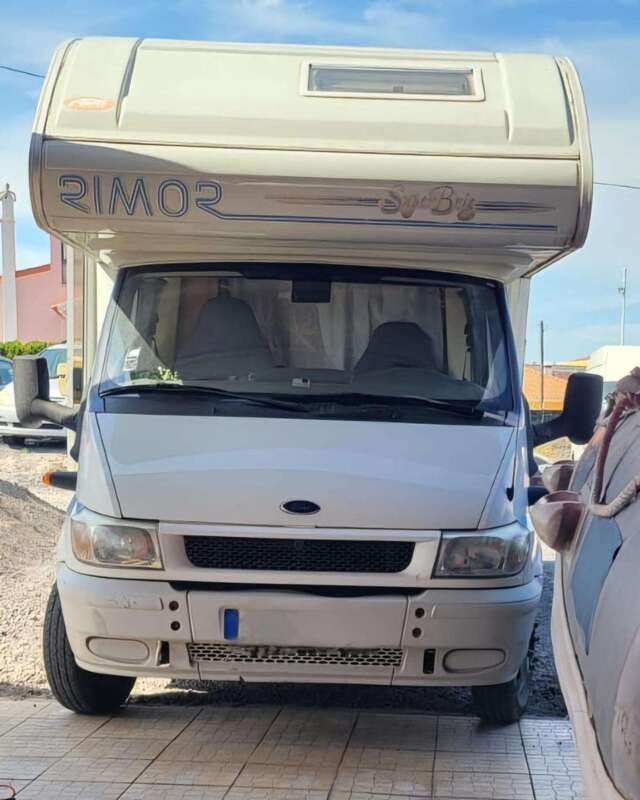 Branco Usado 2005 Ford Transit | € 34.950 - Imagem 1/4