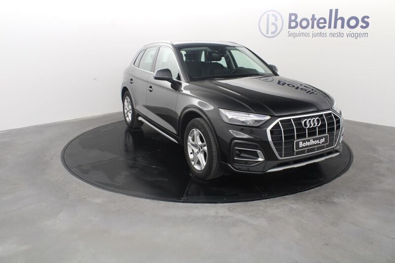 Preto Usado 2023 Audi Q5 Advanced SUV | € 51.900 (Bom preço) - Imagem 1/4
