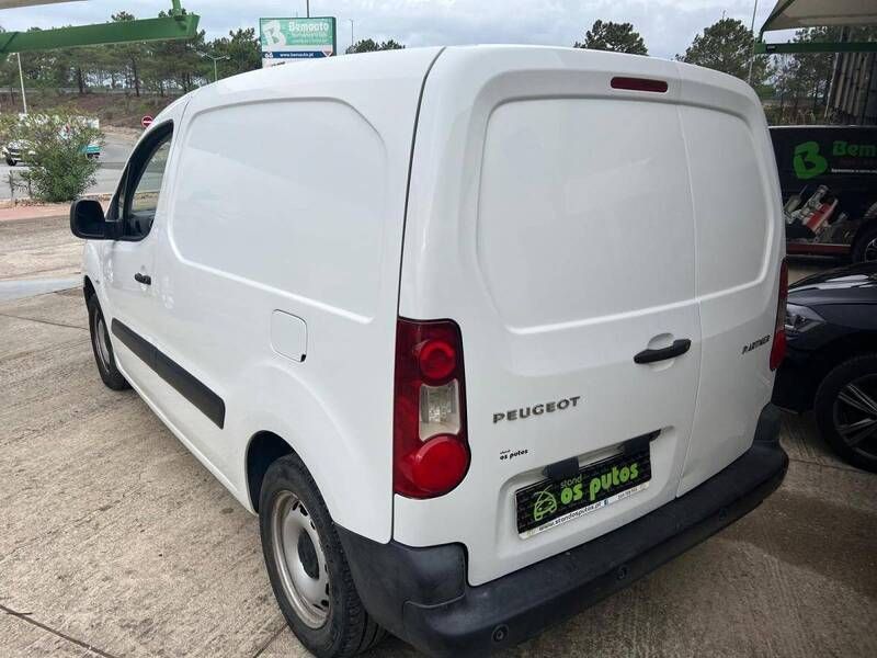 Usado Peugeot Partner Premium 100 HP (73 kW) 2018 Branco Monovolume