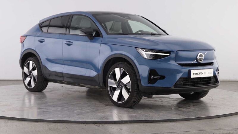 Azul Usado 2024 Volvo EC40 SUV | € 43.990 (Super Preço) - Imagem 1/4
