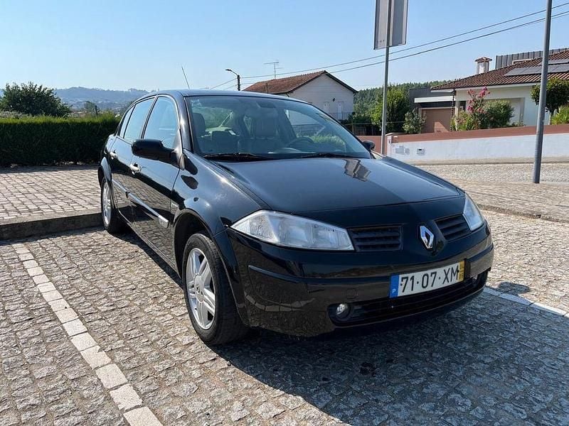 Usado 2004 Renault Mégane II Sedan | € 1.450 (Bom preço) - Imagem 1/4