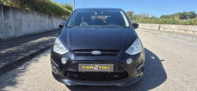Usado Ford S-MAX Titanium S 175 HP (128 kW) 2010 Preto Monovolume