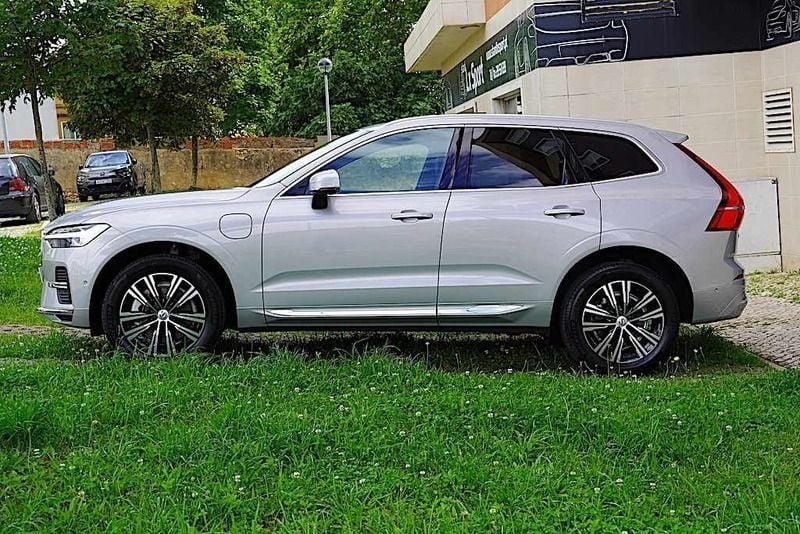 Usado Volvo XC60 Inscription 350 HP (257 kW) 2022 Cinza SUV