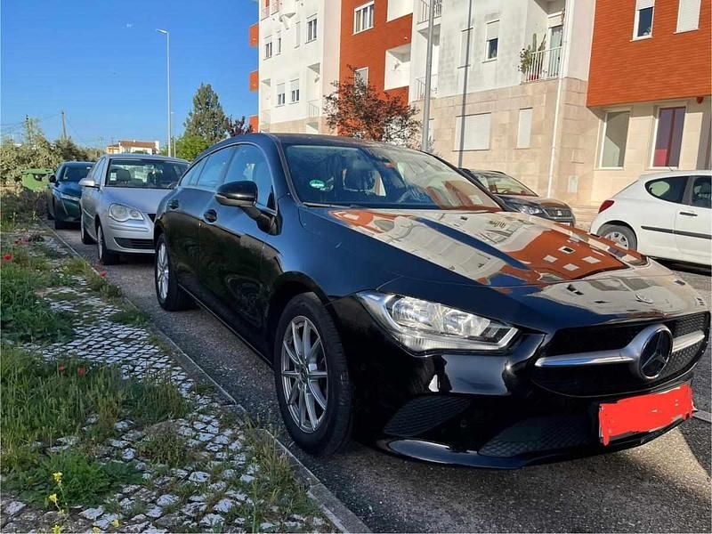 Preto Usado 2022 Mercedes CLA180 Sedan | € 24.000 - Imagem 1/4