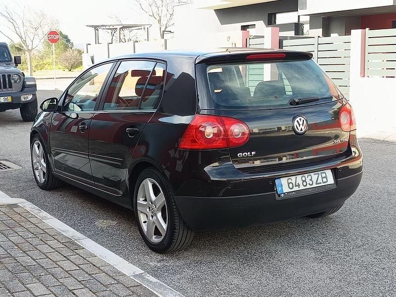 Usado VW Golf V 140 HP (102 kW) 2004 Citadino