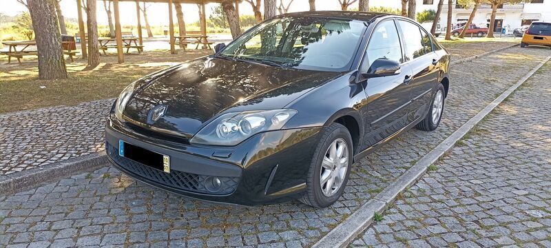 Preto Usado 2010 Renault Laguna III Dynamique | € 4.950 (Super Preço) - Imagem 1/4