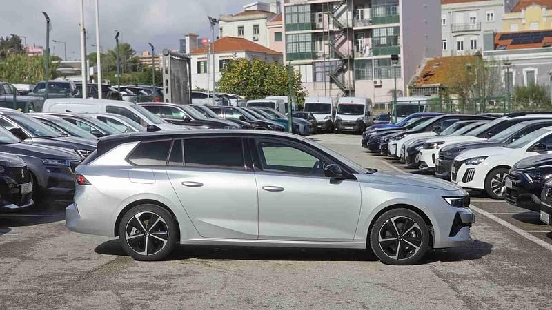 Usado Opel Astra 136 HP (100 kW) 2025 Outro Carrinha