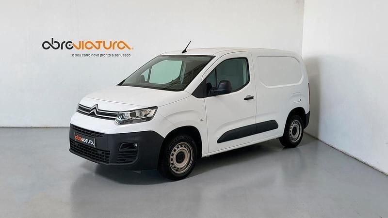 Branco Usado 2021 Citroën Berlingo Monovolume | € 13.500 (Bom preço) - Imagem 1/4