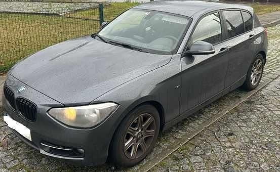 Cinzento Usado 2013 BMW 116 Citadino | € 7.000 (Super Preço) - Imagem 1/4