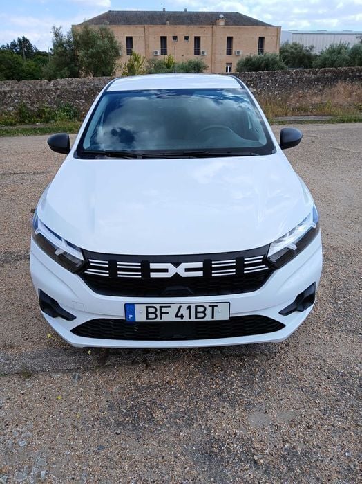 Usado 2023 Dacia Sandero Essentiel Citadino | € 14.000 (Bom preço) - Imagem 1/4