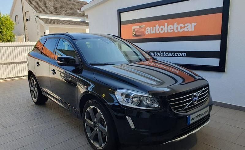 Usado Volvo XC60 181 HP (133 kW) 2014 Preto SUV