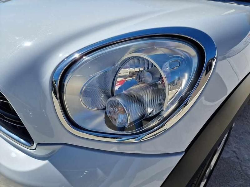 Usado Mini Countryman 90 HP (66 kW) 2015 Branco SUV