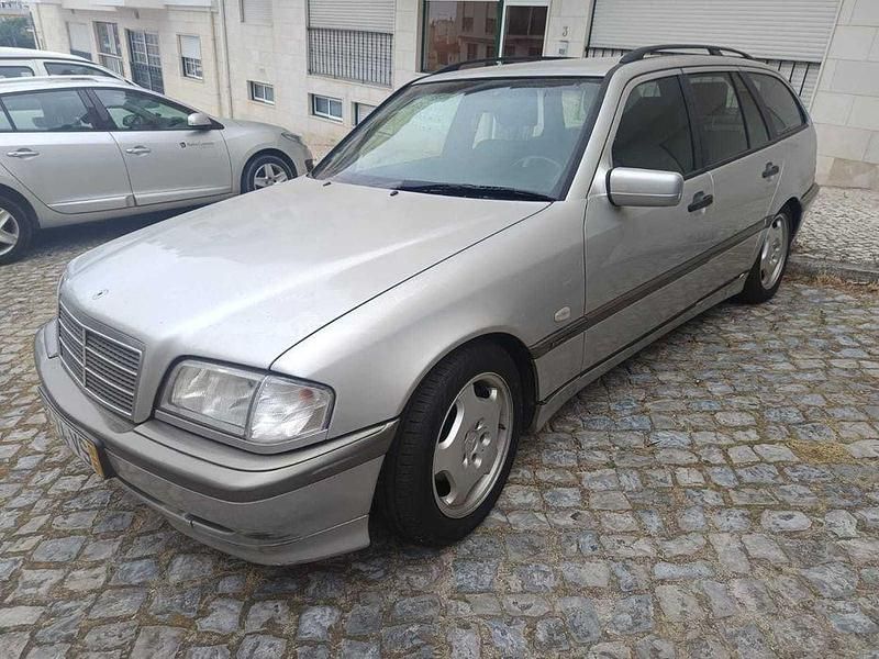 Usado 2000 Mercedes C220 Sedan | € 3.500 (Bom preço) - Imagem 1/4