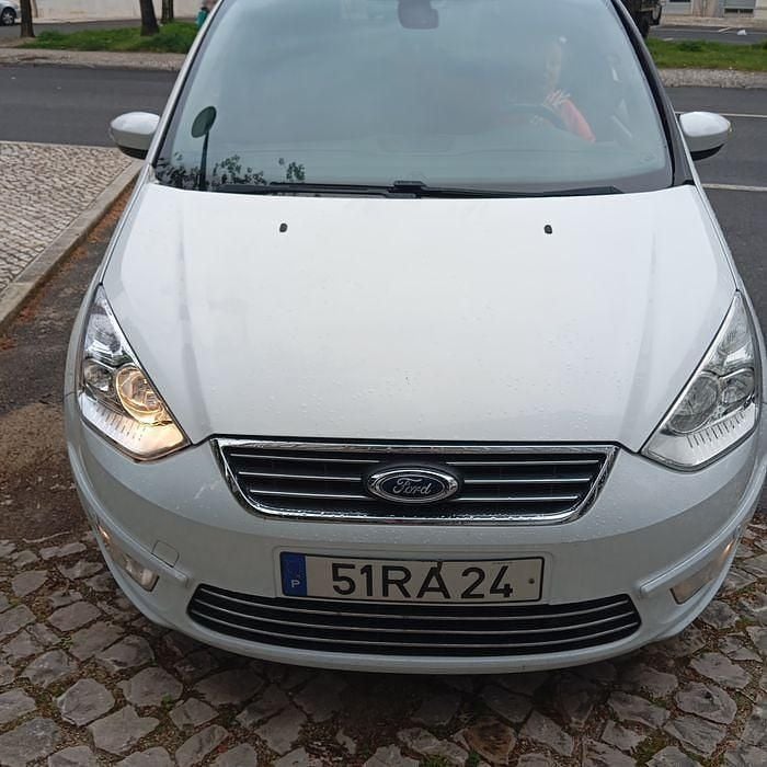 Usado 2016 Ford Galaxy Monovolume | € 7.700 - Imagem 1/4