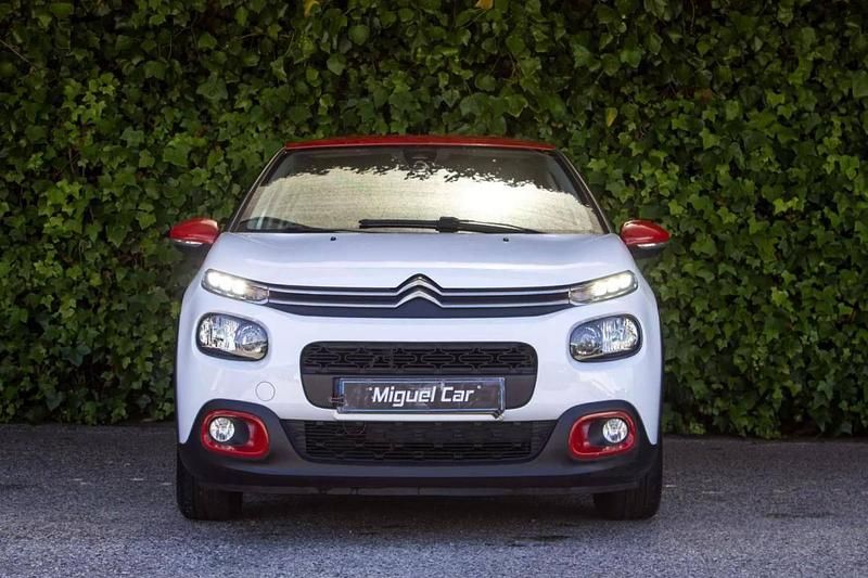 Branco Usado 2019 Citroën C3 Feel Citadino | € 10.750 (Preço justo) - Imagem 1/2