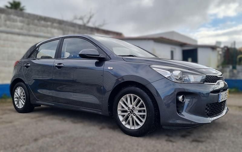 Antracite Usado 2018 Kia Rio LX | € 11.190 (Bom preço) - Imagem 1/4