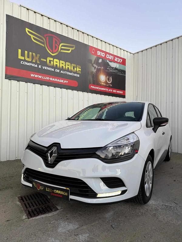 Usado Renault Clio IV 75 HP (55 kW) 2019 Branco