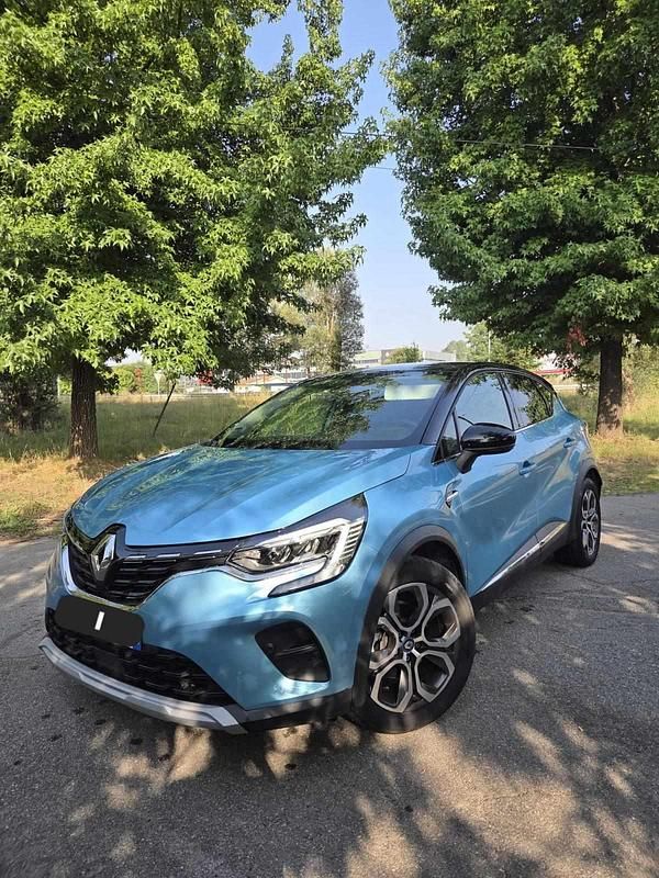 Azul Usado 2020 Renault Captur Techno SUV | € 18.950 - Imagem 1/4