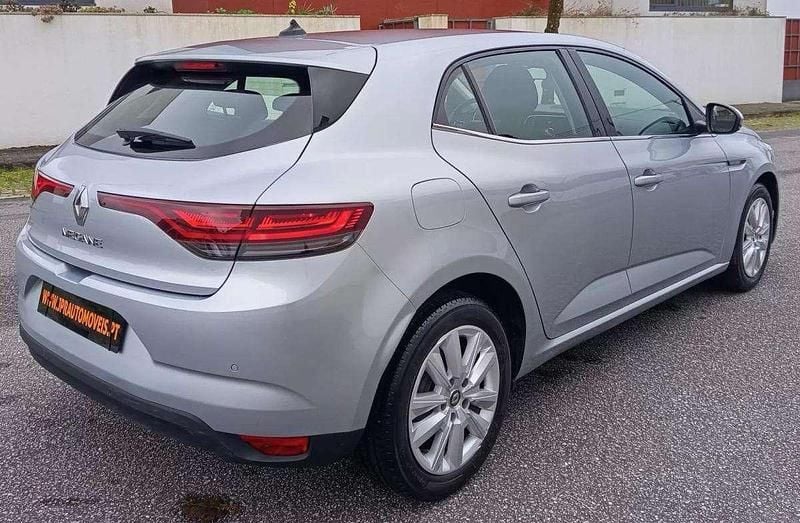 Usado Renault Mégane IV LIMITED 115 HP (84 kW) 2021 Cinza