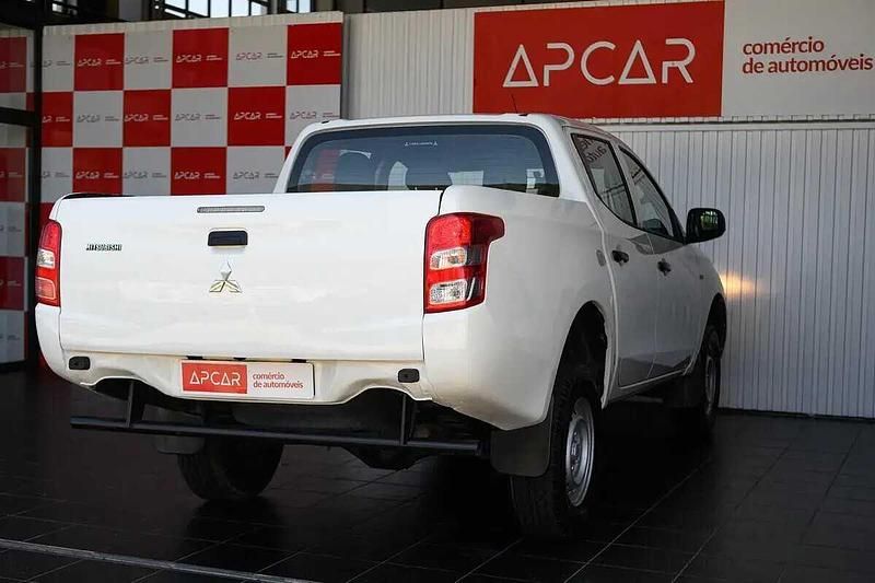 Usado Mitsubishi L200 154 HP (113 kW) 2018 Branco Pickup