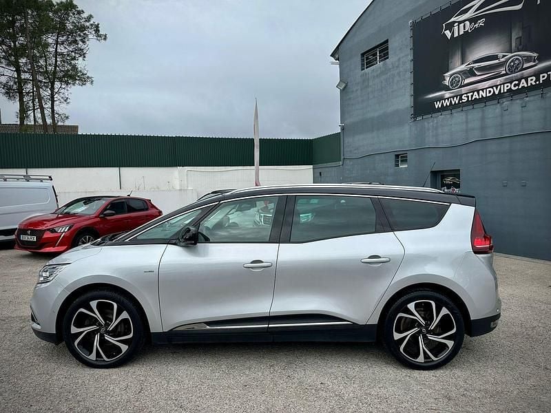 Usado Renault Scénic IV Bose Edition 160 HP (117 kW) 2017 Cinza Monovolume