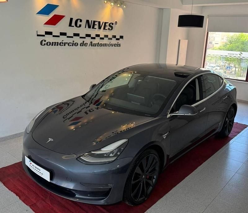 Usado Tesla Model 3 377 kW (513 HP) 2019 Cinzento Sedan
