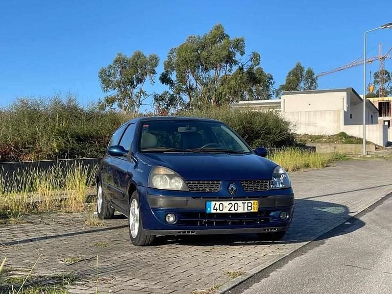 Azul Usado 2002 Renault Clio II Citadino | € 1.000 (Super Preço) - Imagem 1/4