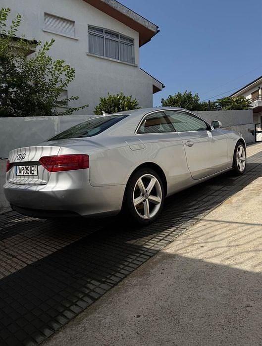 Usado 2010 Audi A5 Coupé | € 11.599 (Super Preço) - Imagem 1/4