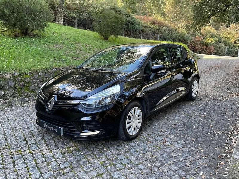 Preto Usado 2019 Renault Clio IV LIMITED | € 11.790 (Preço justo) - Imagem 1/4