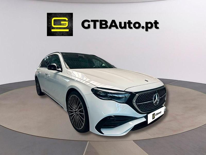Branco Usado 2024 Mercedes E220 AMG Carrinha | € 62.999 (Caro) - Imagem 1/4