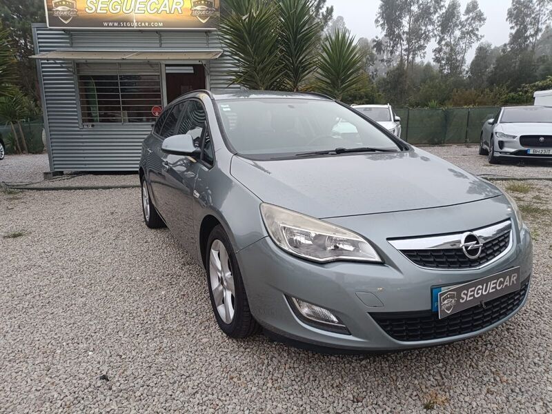 Cinza Usado 2011 Opel Astra Sport Carrinha | € 6.250 (Preço justo) - Imagem 1/4