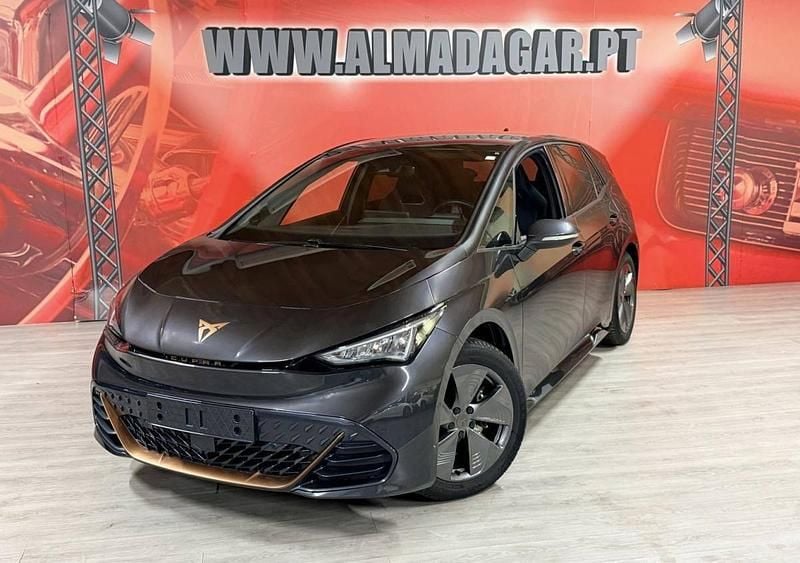Usado Cupra Born 150 kW (204 HP) 2022 Cinza Citadino