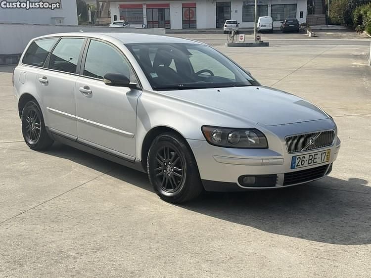 Cinza Usado 2006 Volvo V50 Carrinha | € 2.700 (Bom preço) - Imagem 1/1