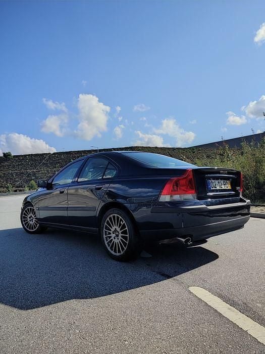 Usado 2001 Volvo S60 Sedan | € 6.500 - Imagem 1/4