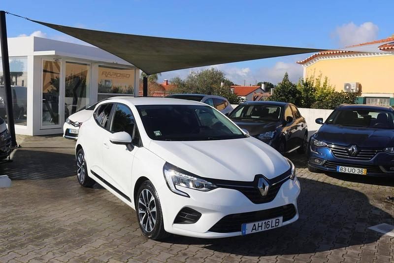 Usado Renault Clio V 85 HP (62 kW) 2021 Branco