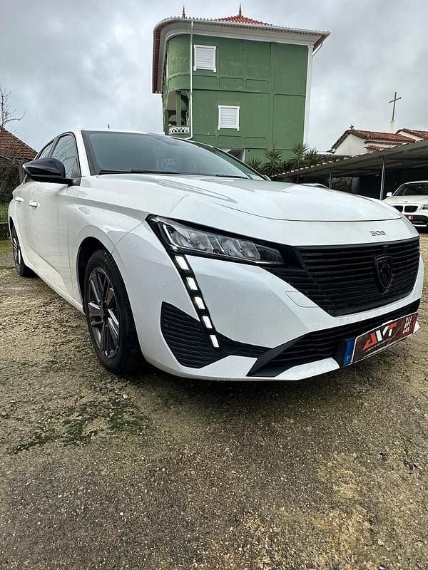 Usado Peugeot 308 Active 130 HP (95 kW) 2022 Branco Carrinha