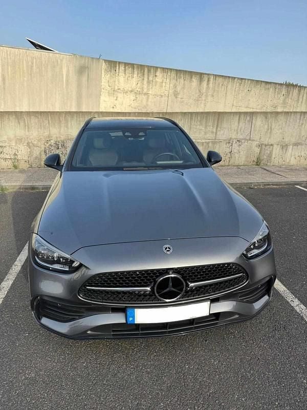 Usado Mercedes C300 313 HP (230 kW) 2023 Cinzento Carrinha