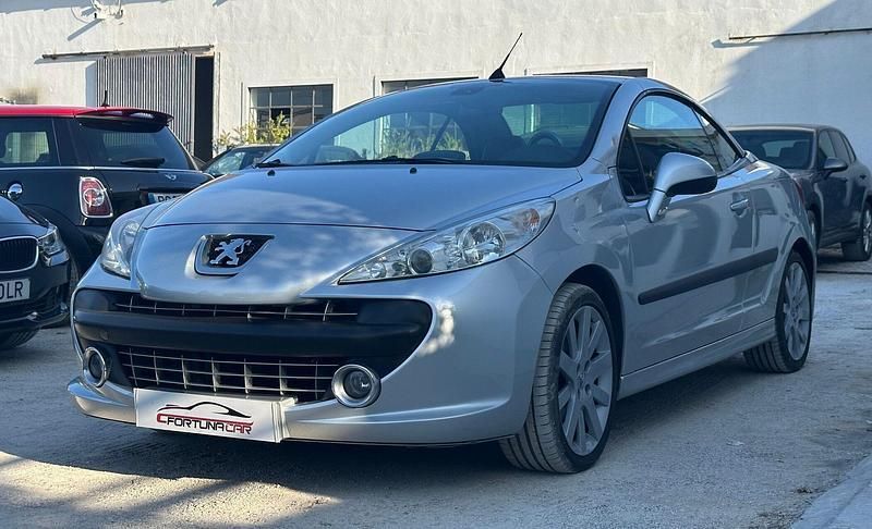 Cinza Usado 2007 Peugeot 207 Sport Cabrios | € 8.490 (Caro) - Imagem 1/4