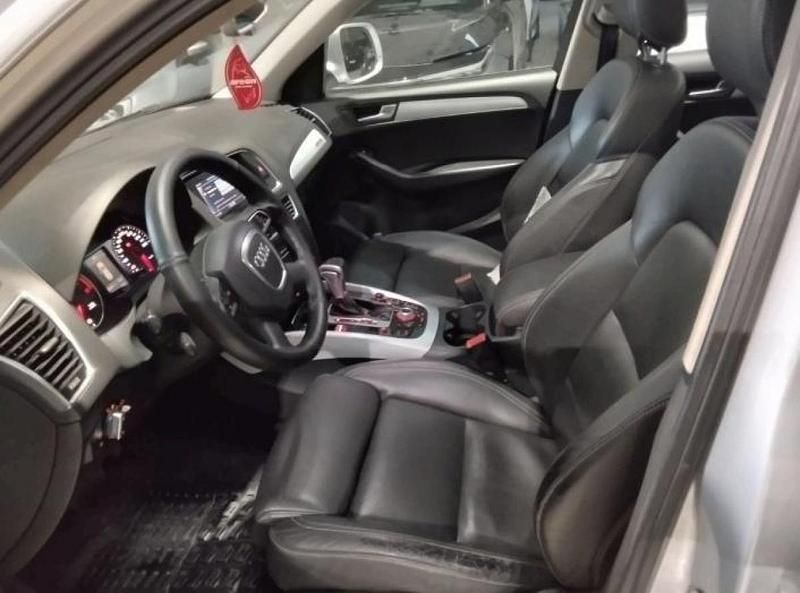 Usado Audi Q5 211 HP (155 kW) 2011 Cinzento SUV