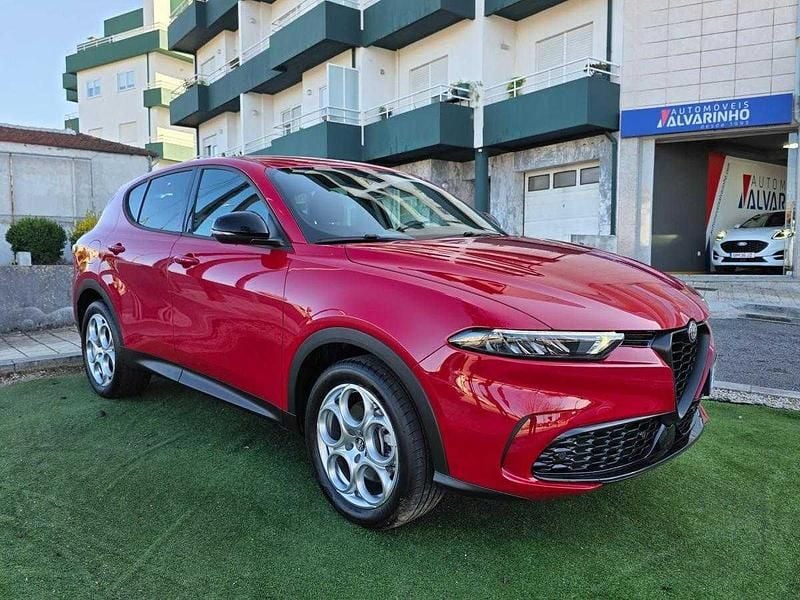 Vermelho Usado 2023 Alfa Romeo Tonale Sprint SUV | € 34.950 (Super Preço) - Imagem 1/4