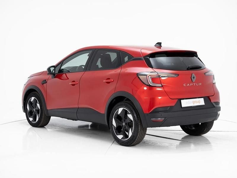 Usado Renault Captur Techno 158 HP (116 kW) 2025 Vermelho SUV